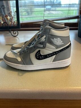 Air Dior x Nike Style Grey & White High-Top Sneakers